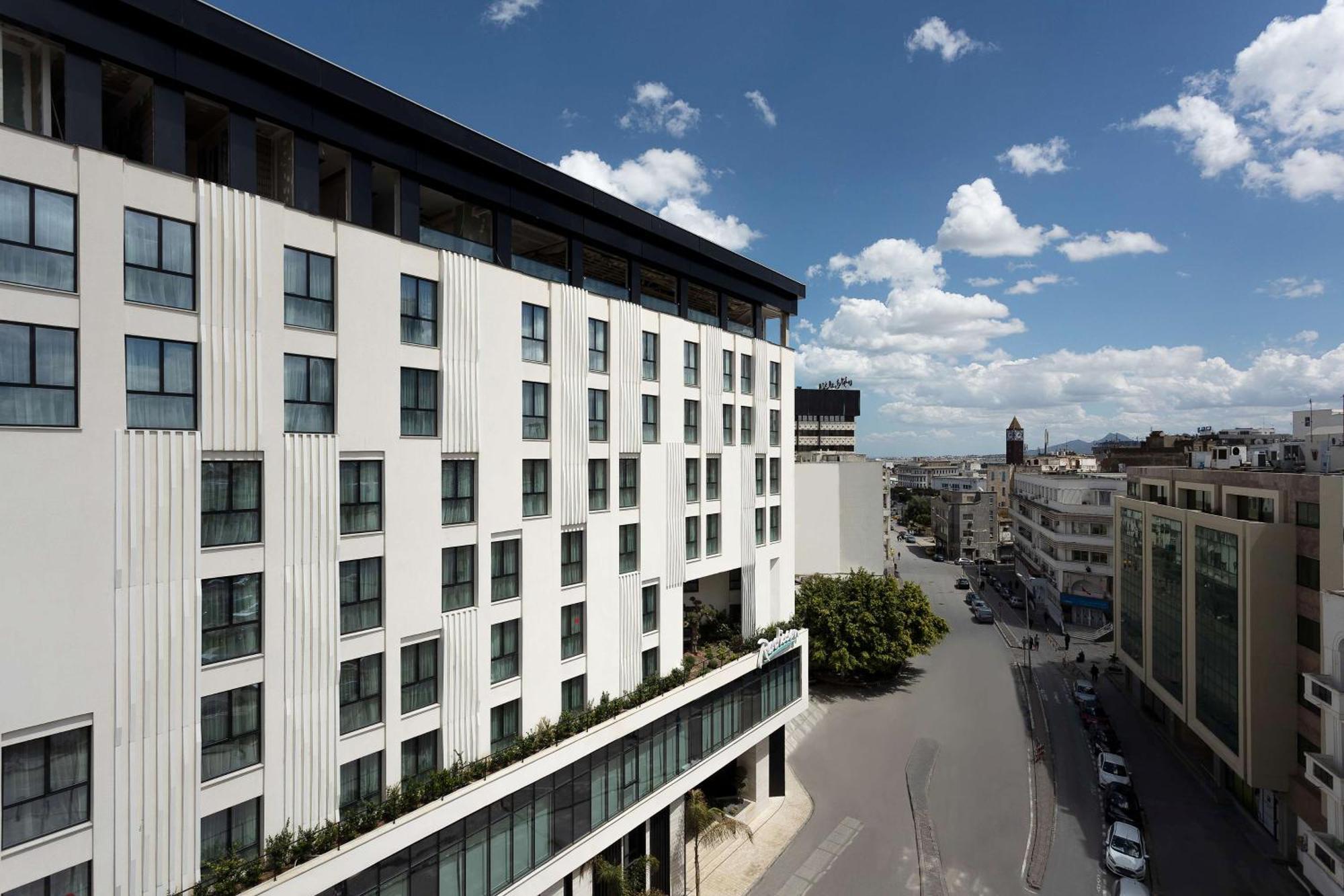 Radisson Hotel Tunis, City Center Exteriör bild