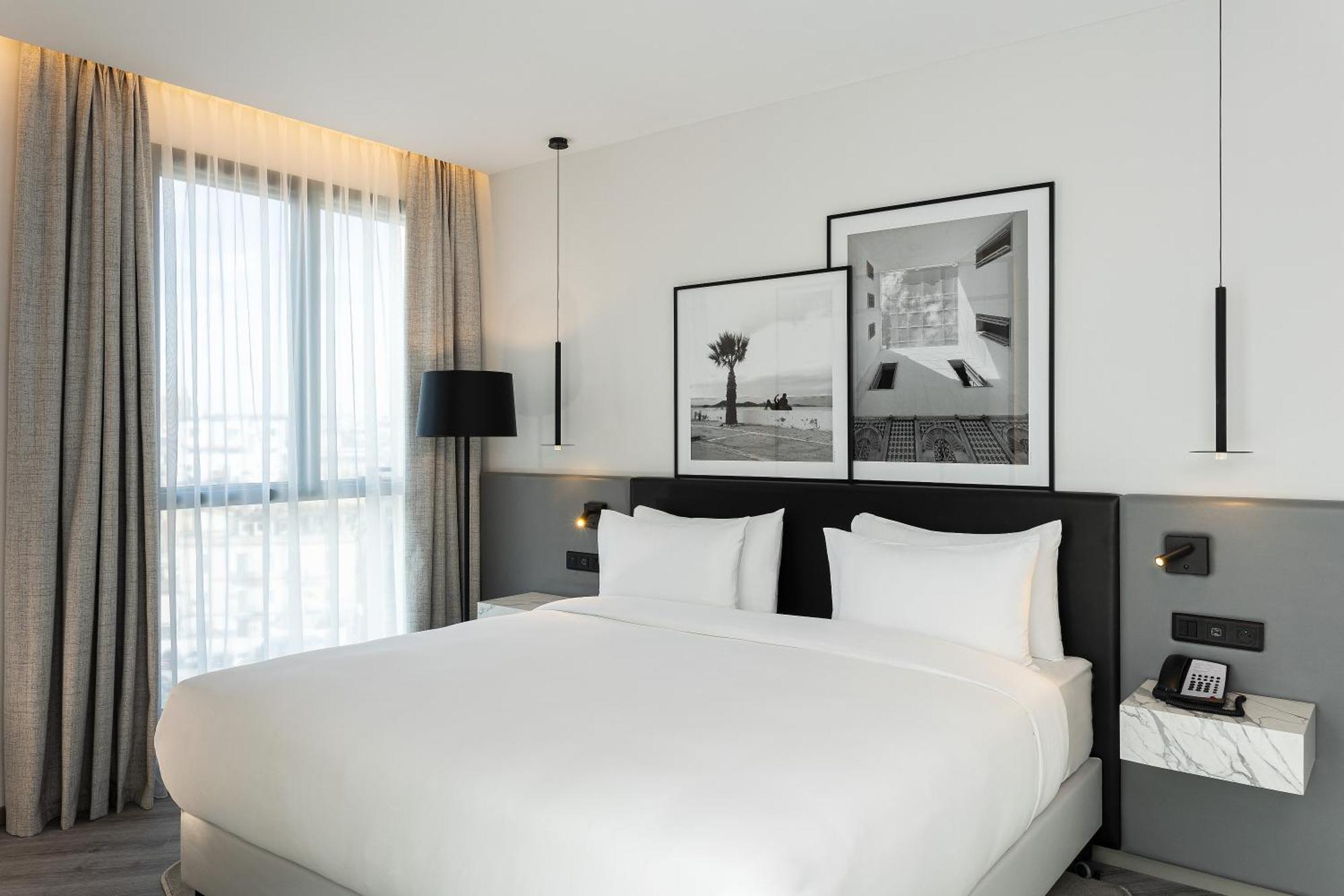 Radisson Hotel Tunis, City Center Exteriör bild